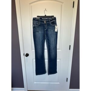 NWT Wallflower The Luscious Curvy Bootcut Jeans Size 11 Long